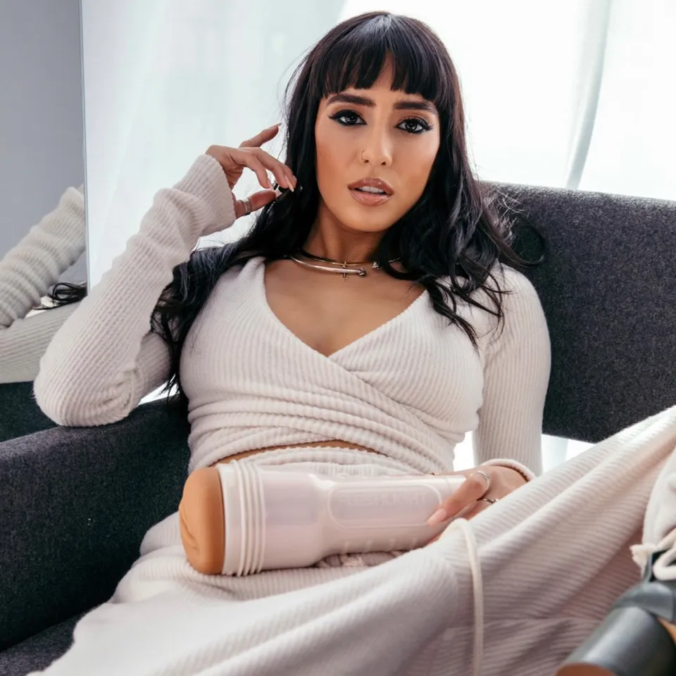 fleshlight-girls-janice-griffith-masturbateur-vaginal-eden image 1