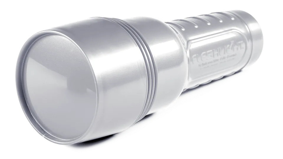 fleshlight-cases-case-silver-tui-discret-argent image 1
