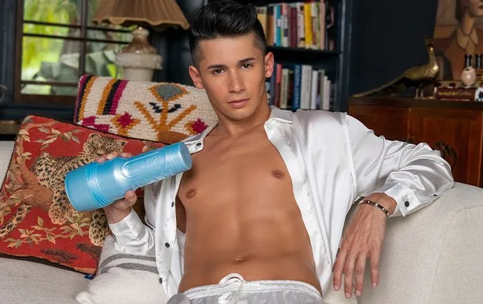 fleshlight-quickshot-liam-riley-masturbateur-compact-forever image 1